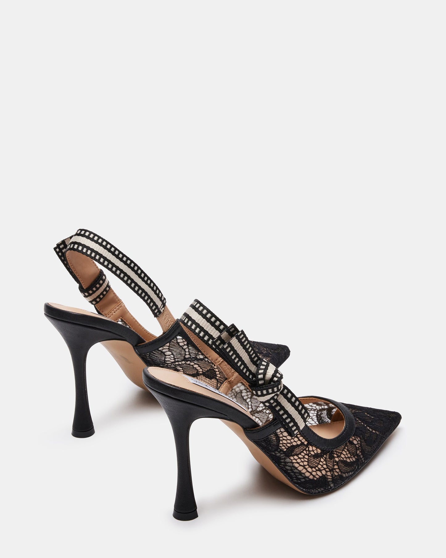 LFY TRAD Bri Black Lace