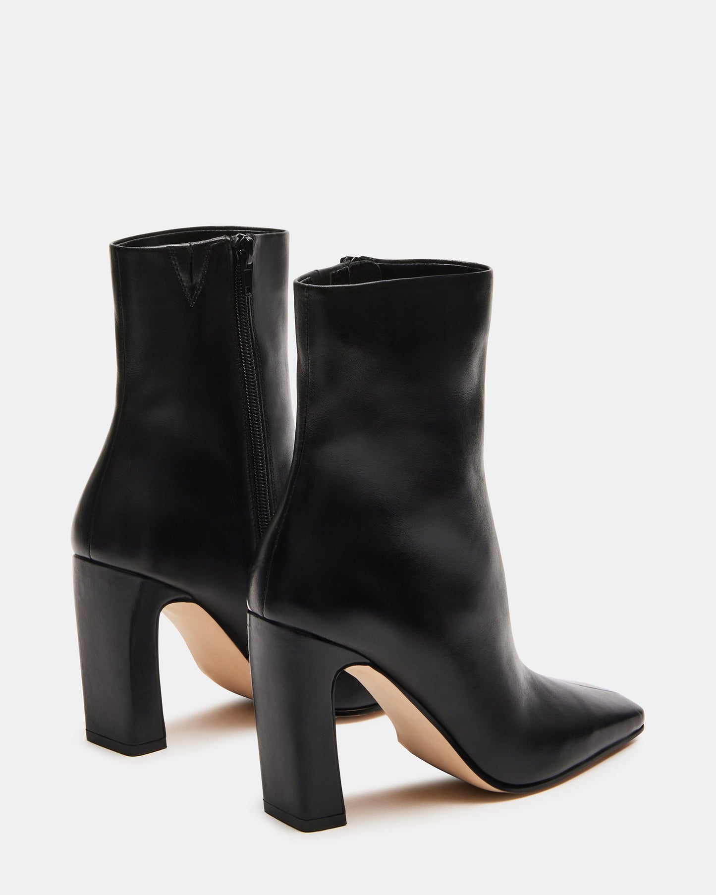 LFY TRAD Lizabelle Black Leather