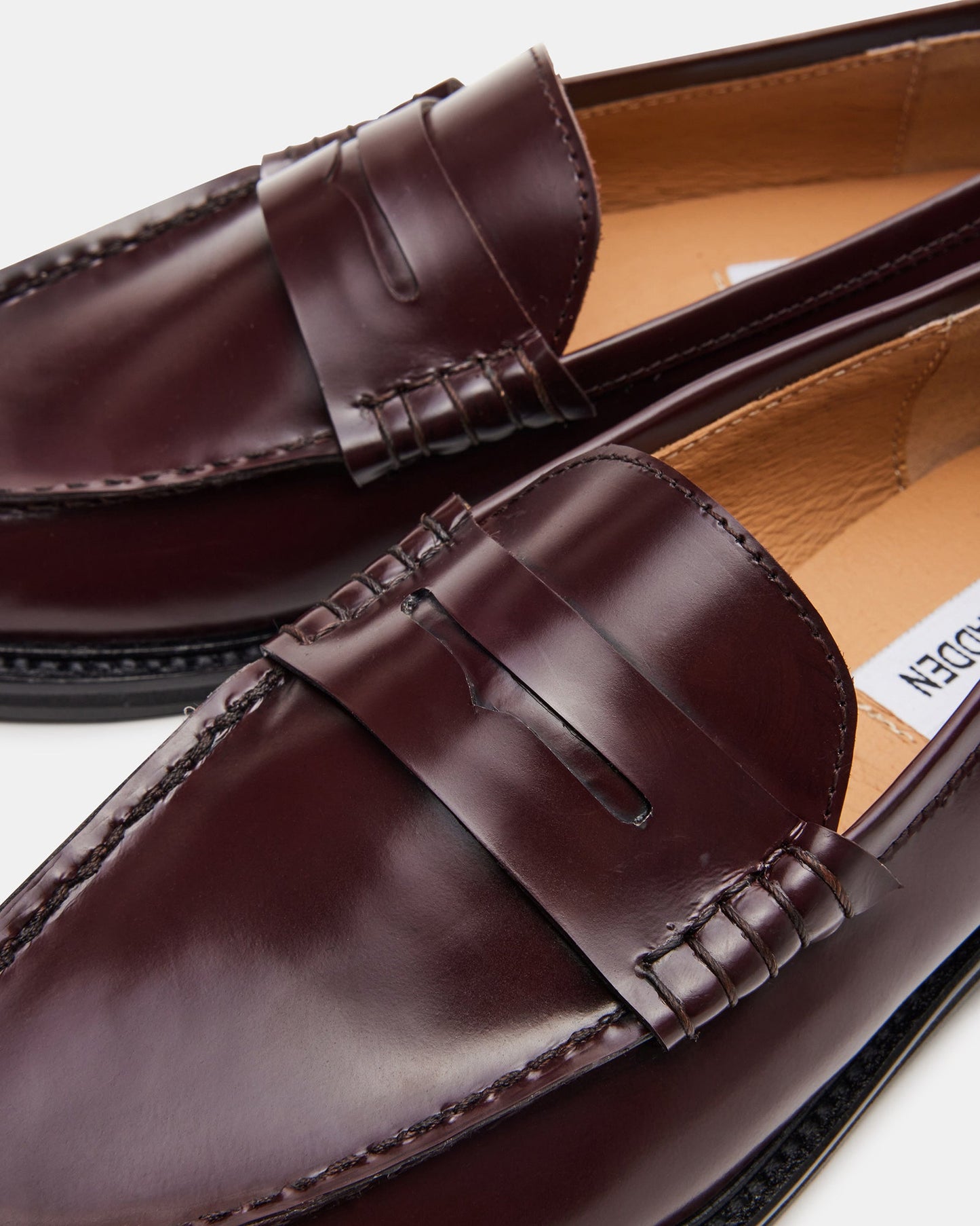 LFY TRAD Madison Burgundy Box Leather