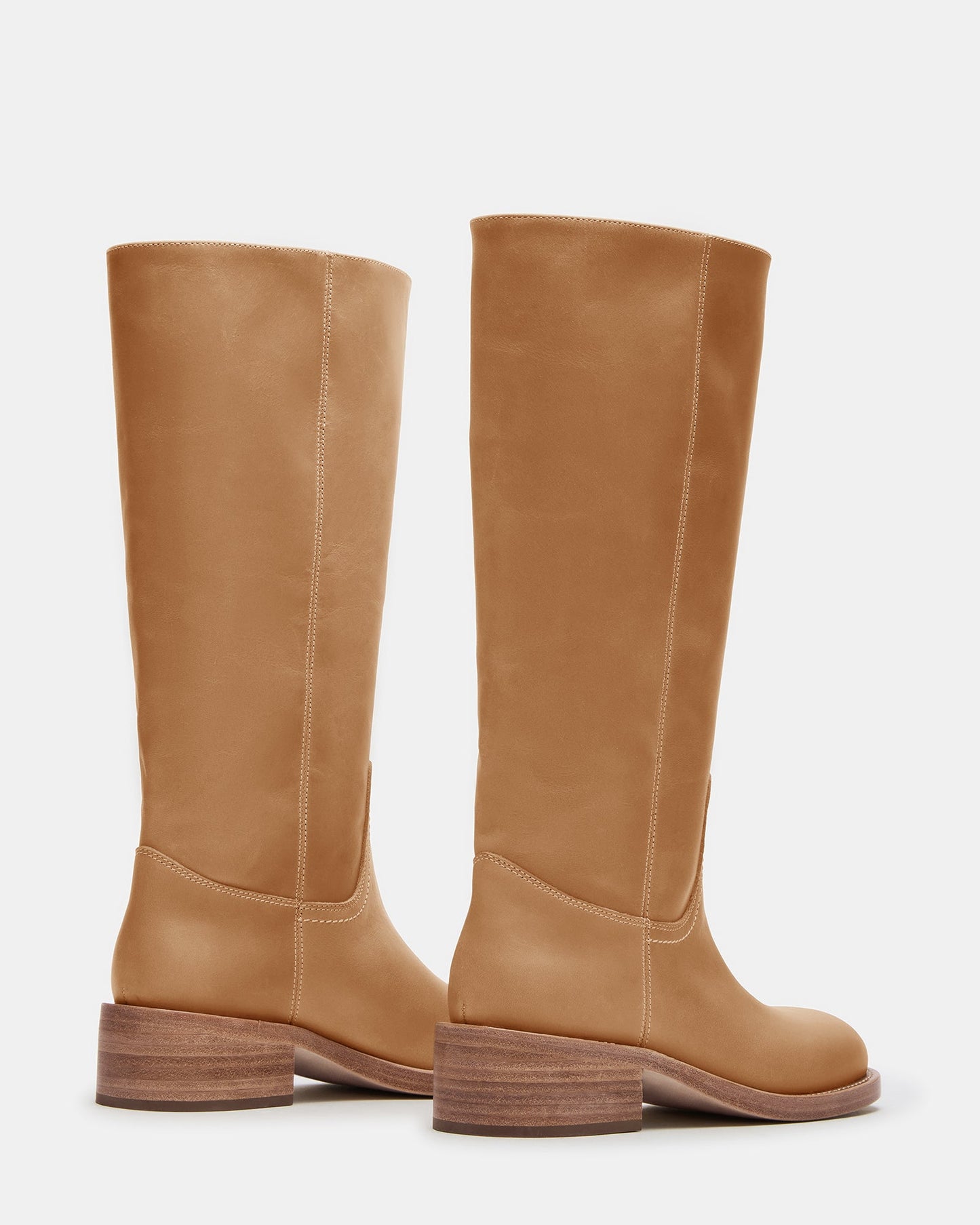 LFY TRAD Riggs Banana Leather Wide Calf