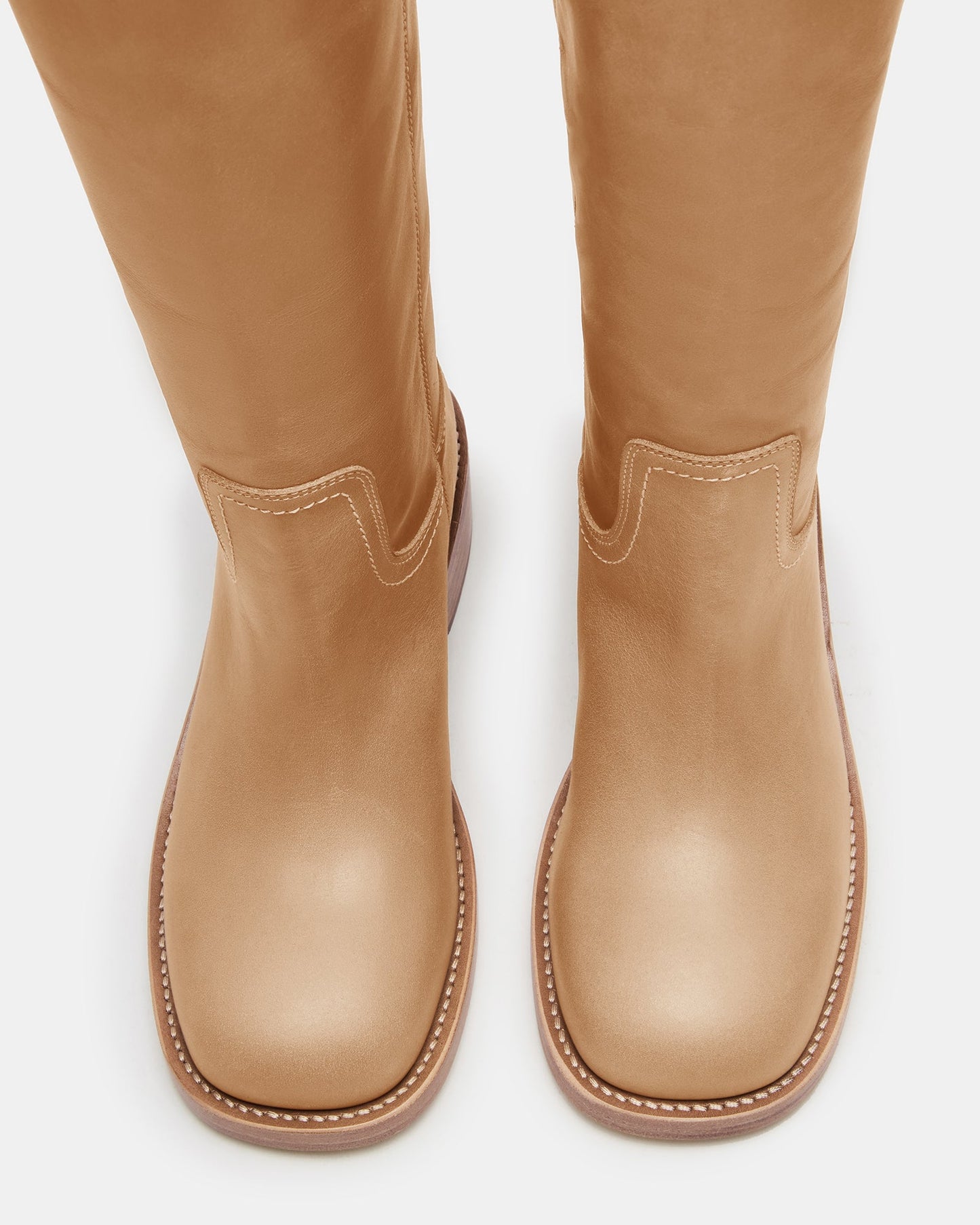 LFY TRAD Riggs Banana Leather Wide Calf