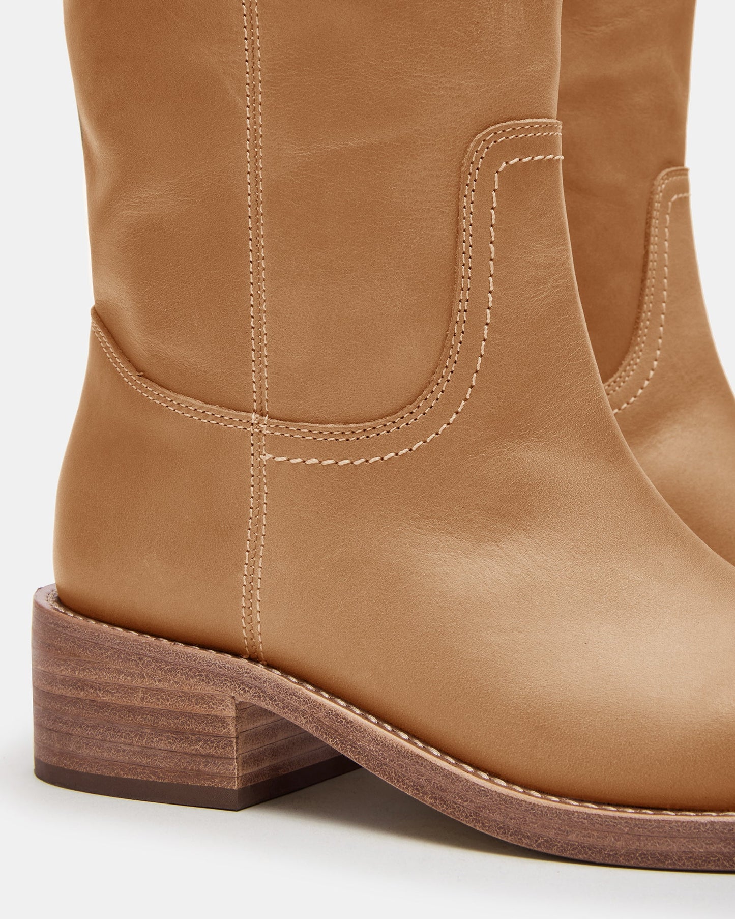 LFY TRAD Riggs Banana Leather Wide Calf