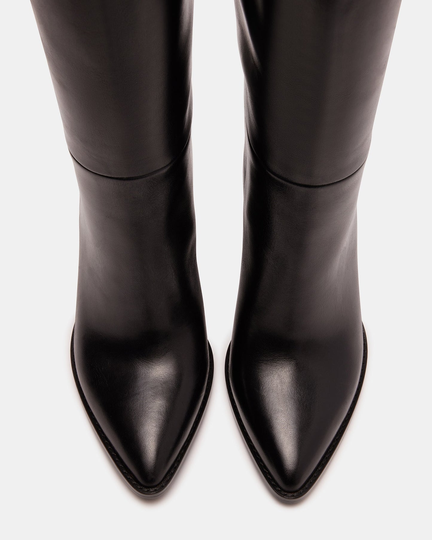 LFY TRAD Bixby Black Leather