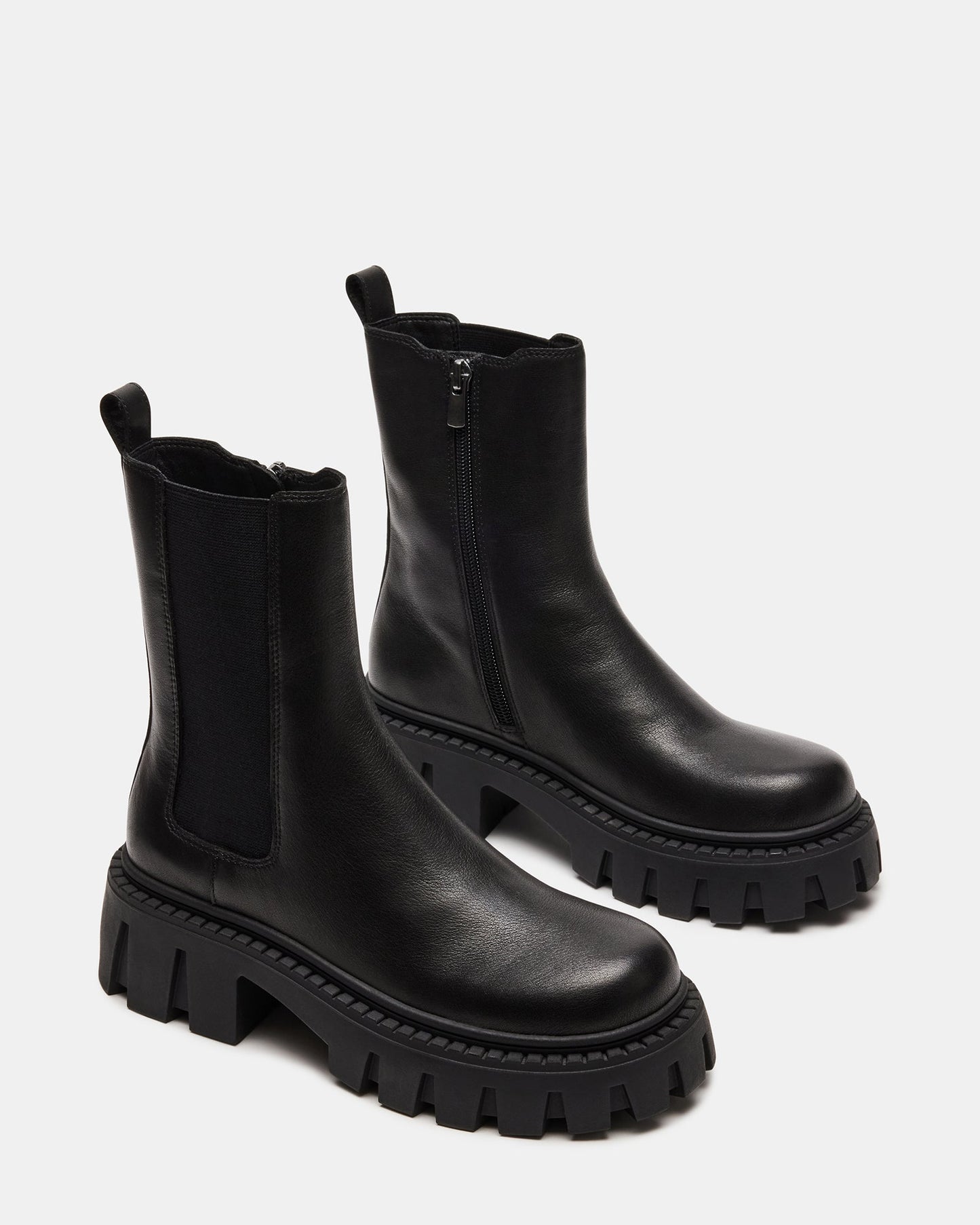 LFY TRAD Charges Black Leather