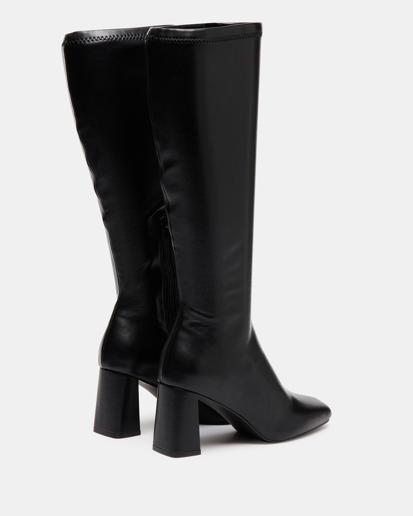 LFY TRAD Holly Black